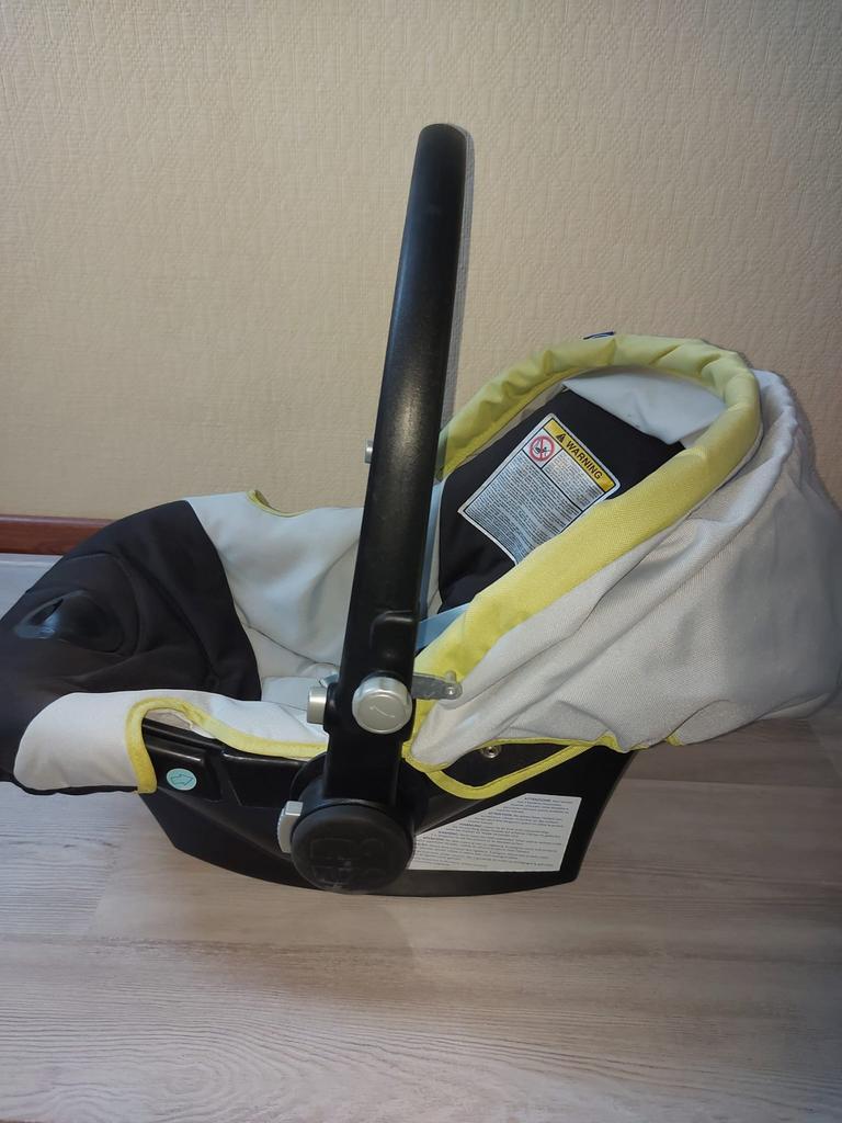 Maxi cosi - Chicco, Enfants & Bébés, Buggys, Enlèvement, Utilisé, Maxi-Cosi