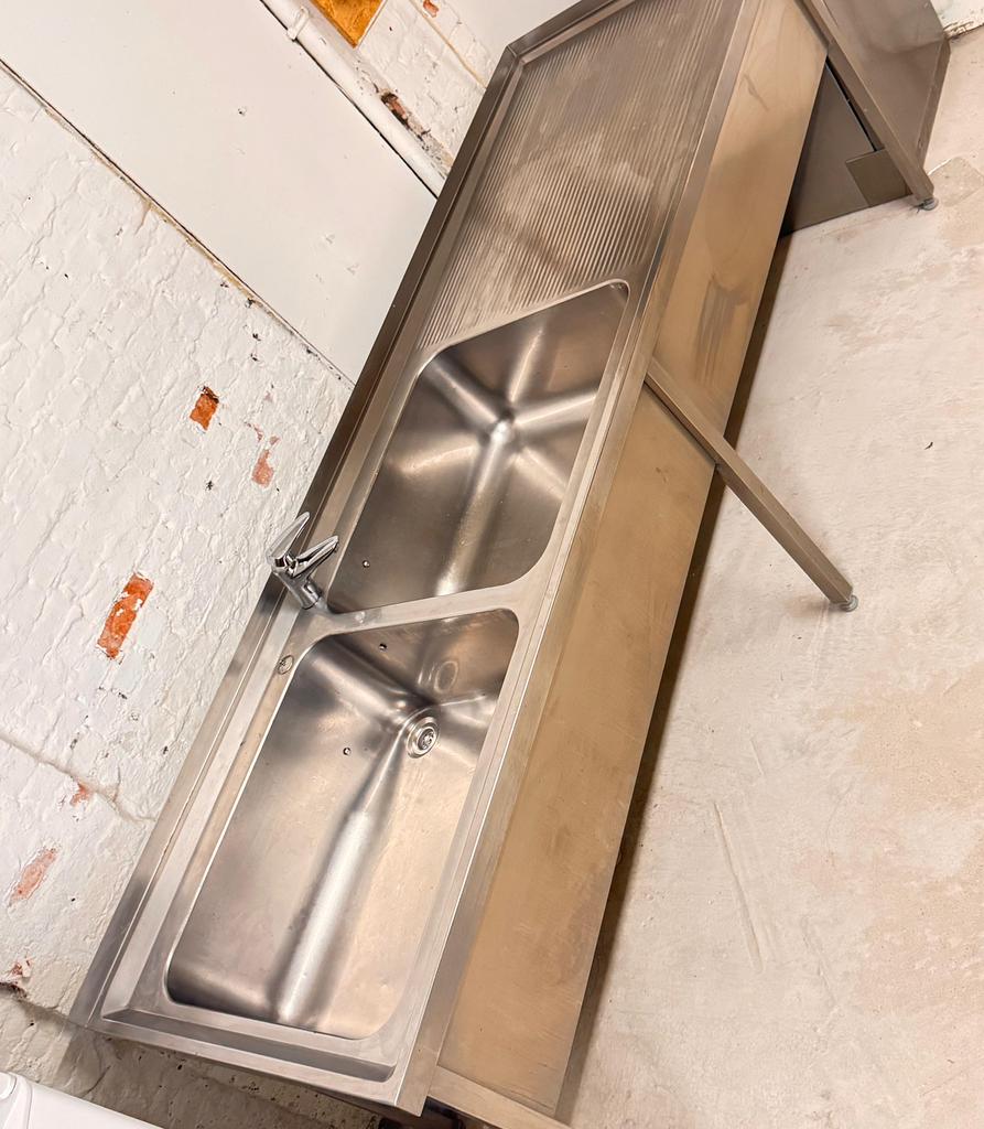 Professionele RVS dubbele spoelbak met kraan – horeca spoel, Bricolage & Construction, Échelles & Escaliers, Comme neuf, Enlèvement