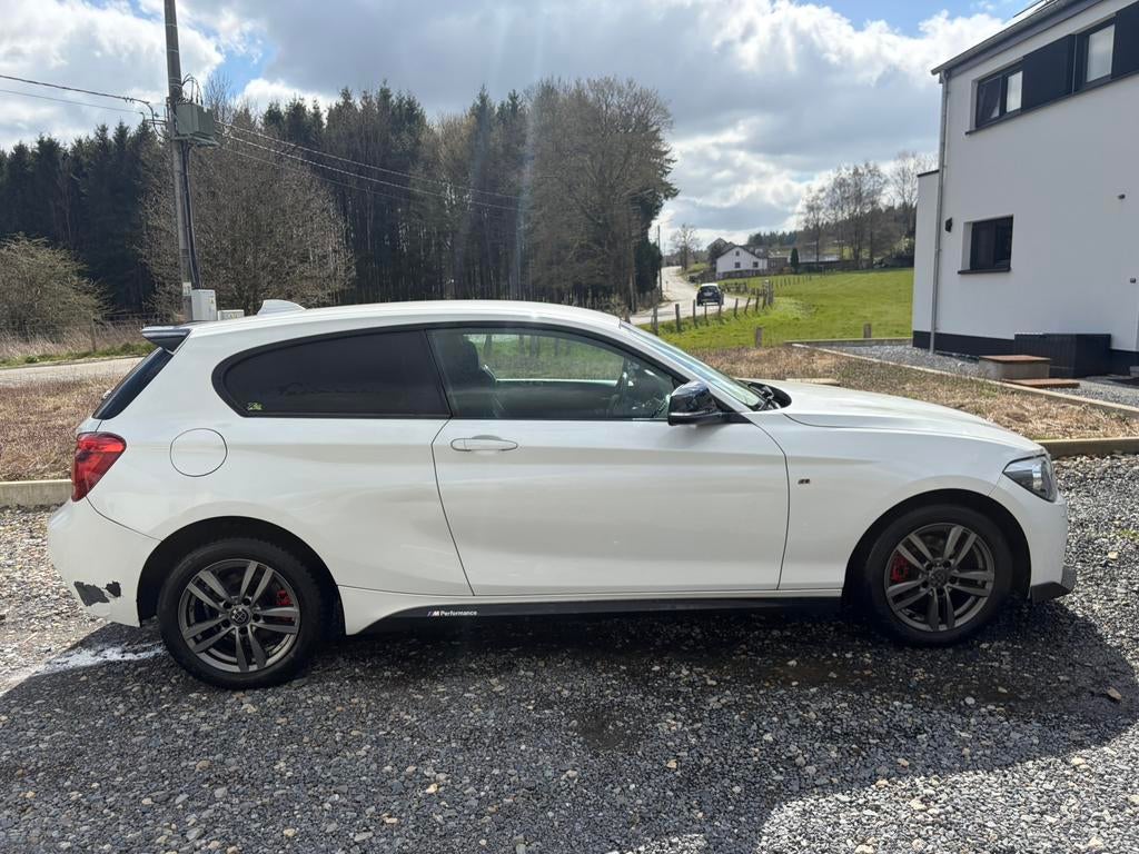 Faire offre, Auto's, BMW, Zwart, 4 cilinders, Leder en Stof, Wit