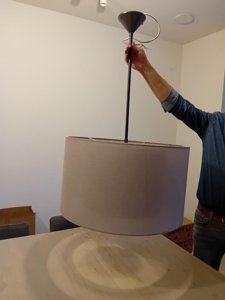 Landelijke hanglamp in mooie taupekleur, Huis en Inrichting, Ophalen