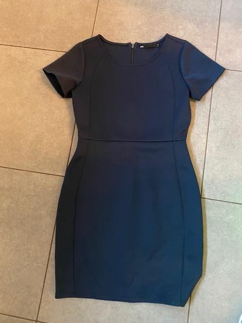 Blauwe jurk maat Medium merk WE   Nieuwstaat, Kleding | Dames, Jurken, Maat 38/40 (M), Blauw, WE, Ophalen of Verzenden