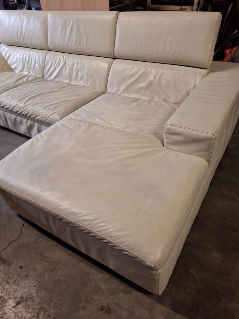 Lederen hoeksalon In goede staat met extra poef 193 x 170, Ophalen