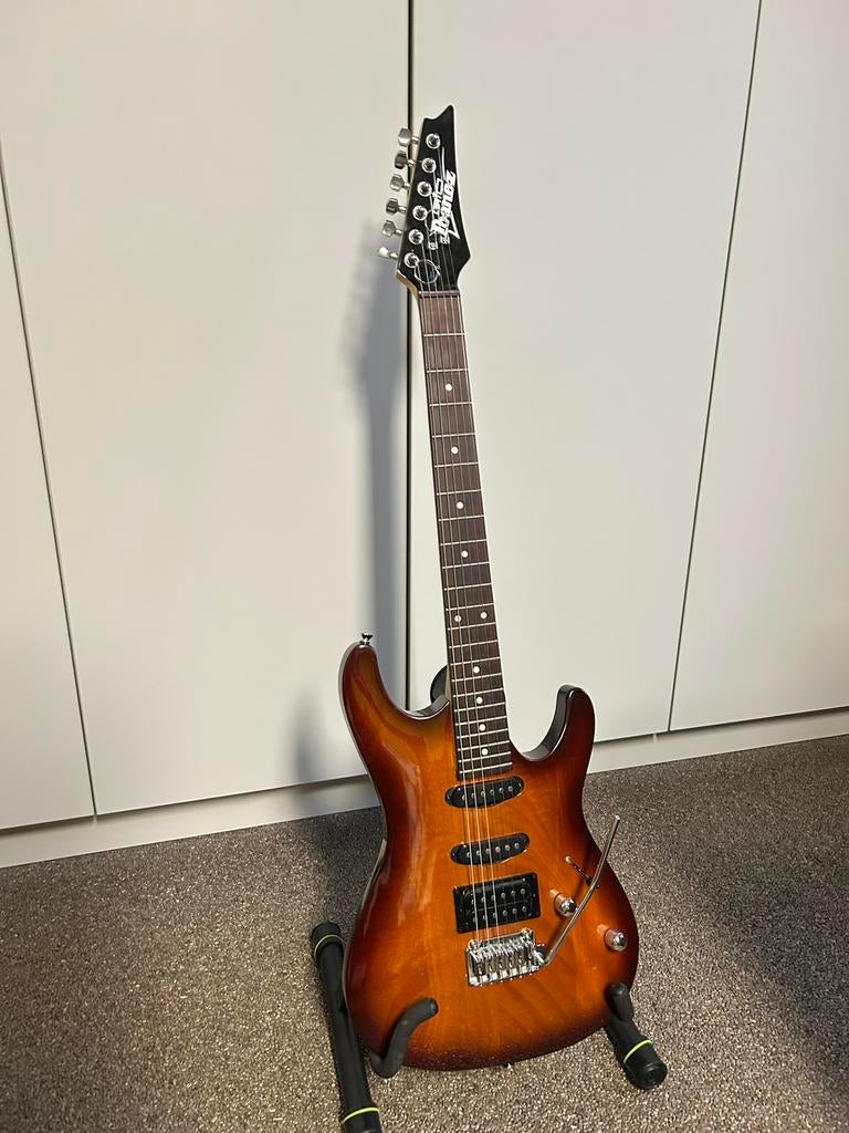 Ibanez gio, Ophalen, Zo goed als nieuw, Hollow body, Ibanez
