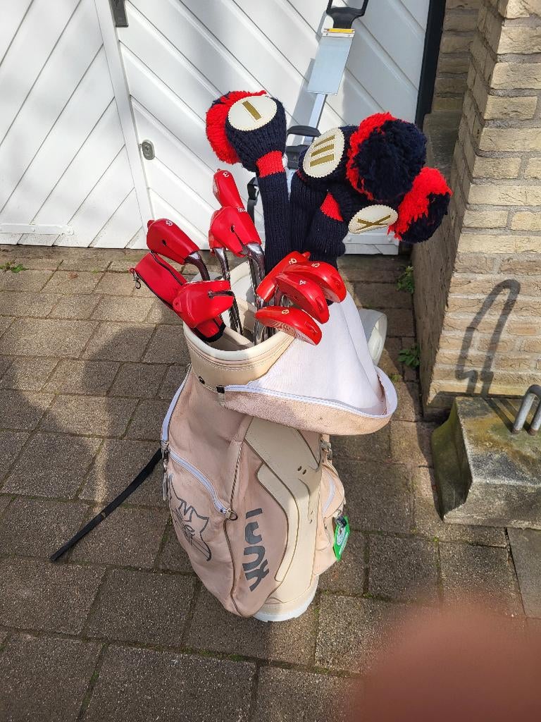 Unieke volledige Vintage Dames Golfset Lynx – als nieuw, Sport en Fitness, Ophalen, Zo goed als nieuw, Set, Overige merken