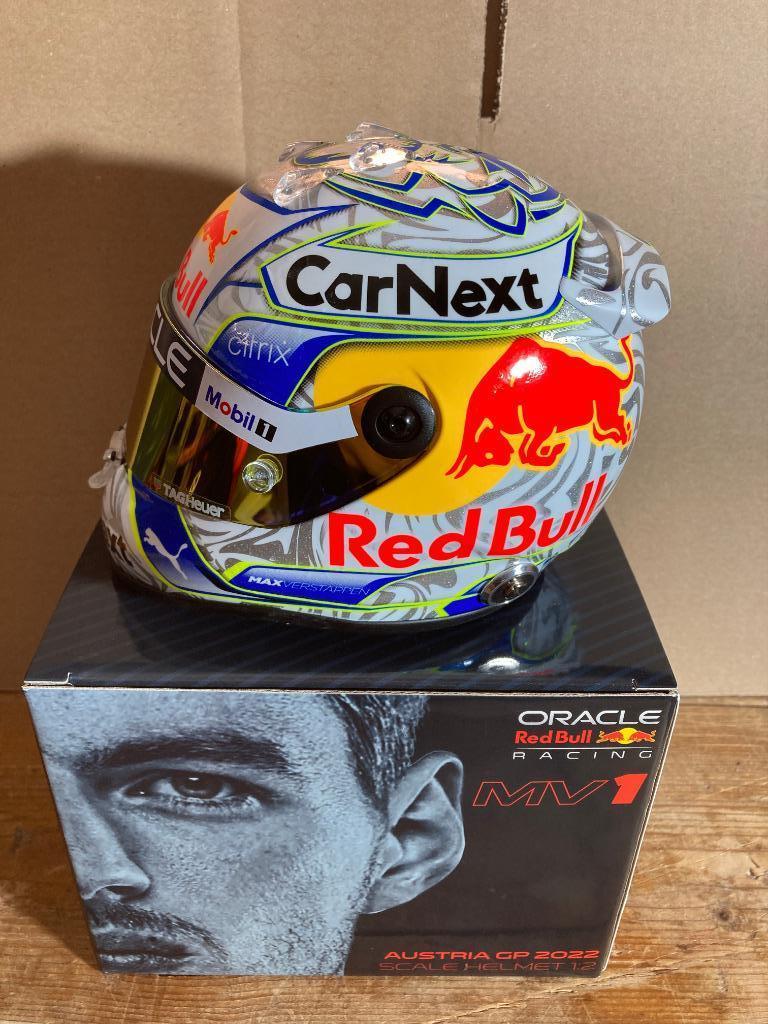 Max Verstappen 1:2 helm Austria GP 2022 Red Bull Racing, Verzamelen, Automerken, Motoren en Formule 1, Ophalen of Verzenden, Nieuw