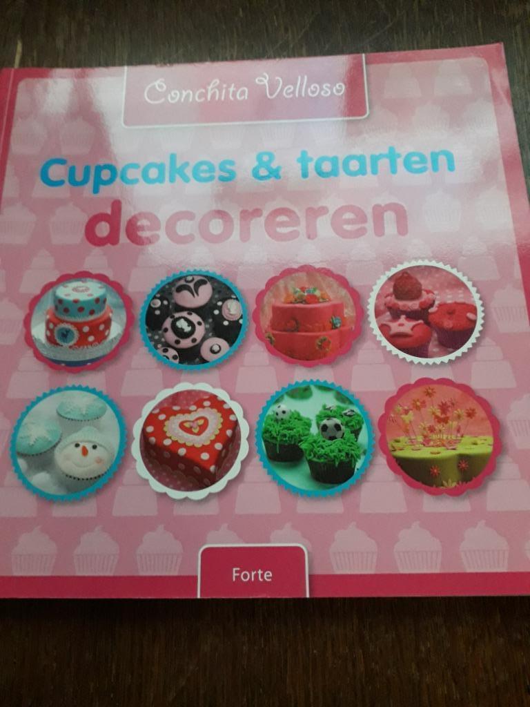 Cupcakes & taarten, Boeken, Ophalen of Verzenden, Zo goed als nieuw