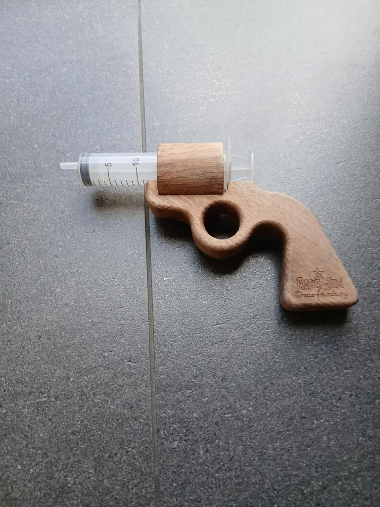 Houten waterpistool met spuit aqua joe, Kinderen en Baby's, Speelgoed | Buiten | Actiespeelgoed, Ophalen, Gebruikt