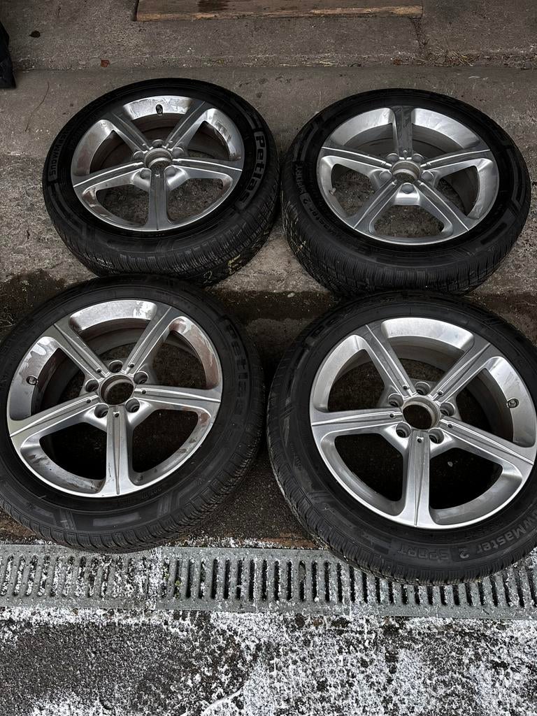 Kit hiver mercedes 205/55/17, Autos : Pièces & Accessoires, Pneus & Jantes, Enlèvement, Pneus hiver, Pneu(s)