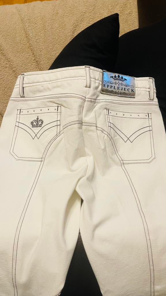 Compétition d'uniformes d'équitation — femmes, Animaux & Accessoires, Enlèvement, Neuf, Femmes, Autres types