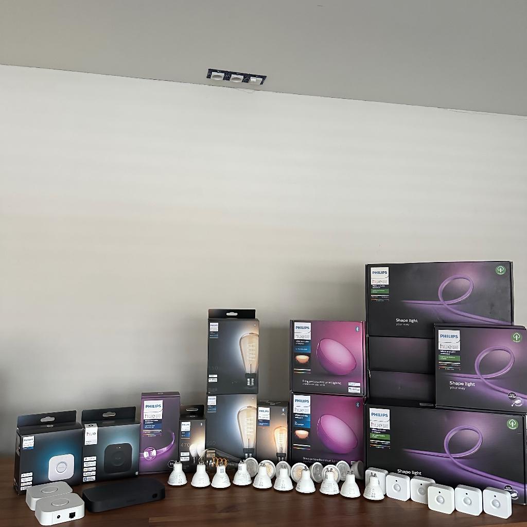 Groot aanbod Philips hue verlichting in topstaat, Huis en Inrichting, Lampen | Losse lampen, Zo goed als nieuw, Led-lamp, Ophalen of Verzenden