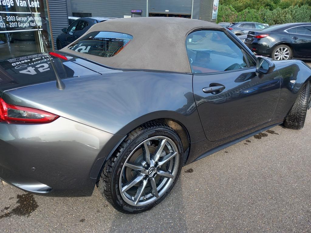 Mazda MX-5 1998cc met airco en soft dak, Auto's, Mazda, Achterwielaandrijving, 4 cilinders, Cabriolet, Leder