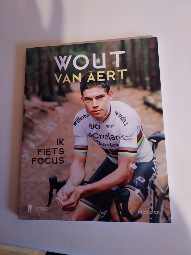 Mooi boek van wout van aert ik fiets focus prima staat, Boeken, Ophalen of Verzenden, Zo goed als nieuw