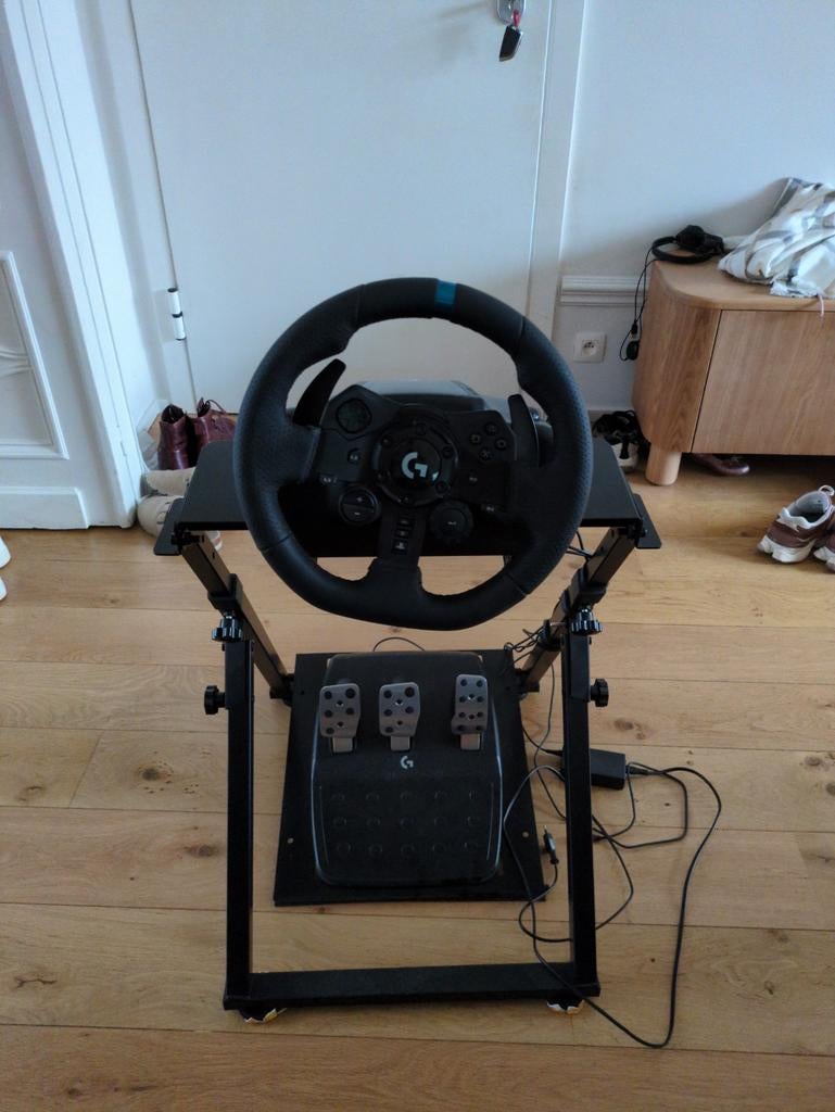 Logitech G923 Trueforce wheel  + GTPLAYER wheel stand!, Games en Spelcomputers, Ophalen