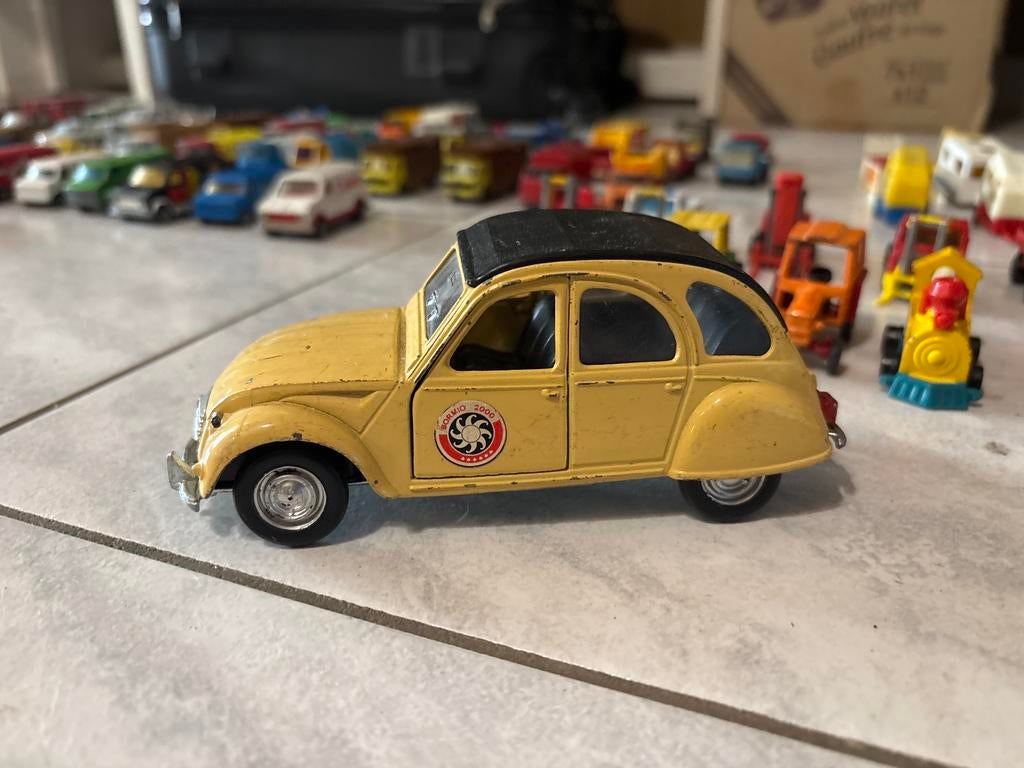 2 cv miniature, Enlèvement ou Envoi, Comme neuf