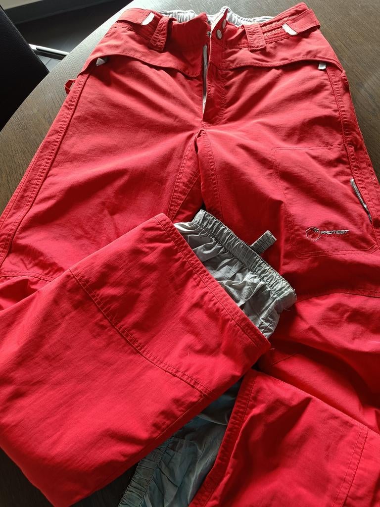 Rode skibroek voor dames in maat medium van het merk Protest, Kleding | Dames, Ophalen of Verzenden