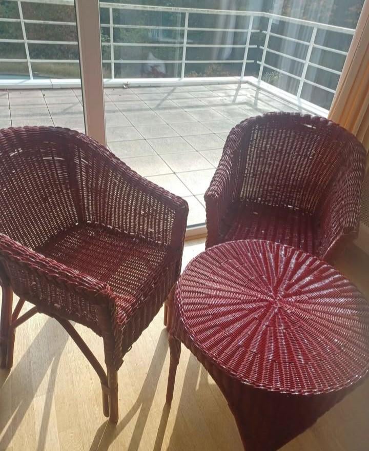 2 sièges en rotin bordeaux + table, Jardin & Terrasse, Enlèvement, Rotin