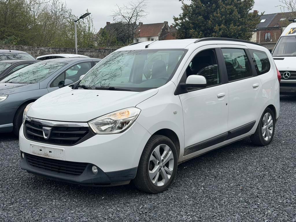 Dacia lodgy 1.5 DCI 2013 7 PLACES / AIR CO / NAVI PR /CRUISE, Auto's, Euro 5, Stof, Zwart, 4 cilinders