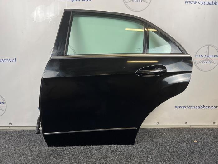 Portière 4portes arrière gauche d'un Mercedes E-Klasse (19, Autos : Pièces & Accessoires, Carrosserie & Tôlerie, Porte, Mercedes-Benz