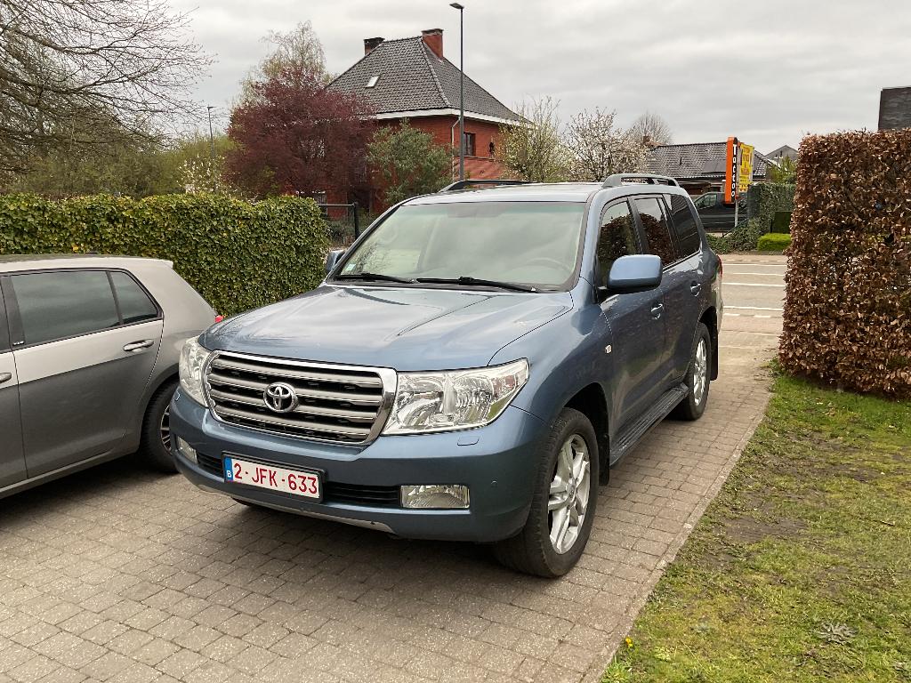 Cargo léger diesel Toyota Land Cruiser 200 v8, Autos, Cuir, Achat, Beige, 2 places