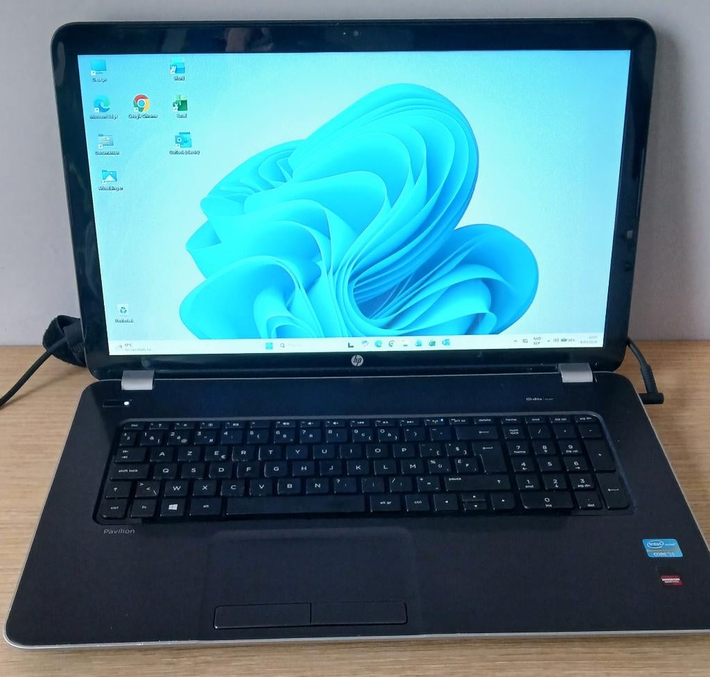 HP Pavilion 17-e133sb, Informatique & Logiciels, Ordinateurs portables Windows, Comme neuf, 17 pouces ou plus, SSD, 3 à 4 Ghz