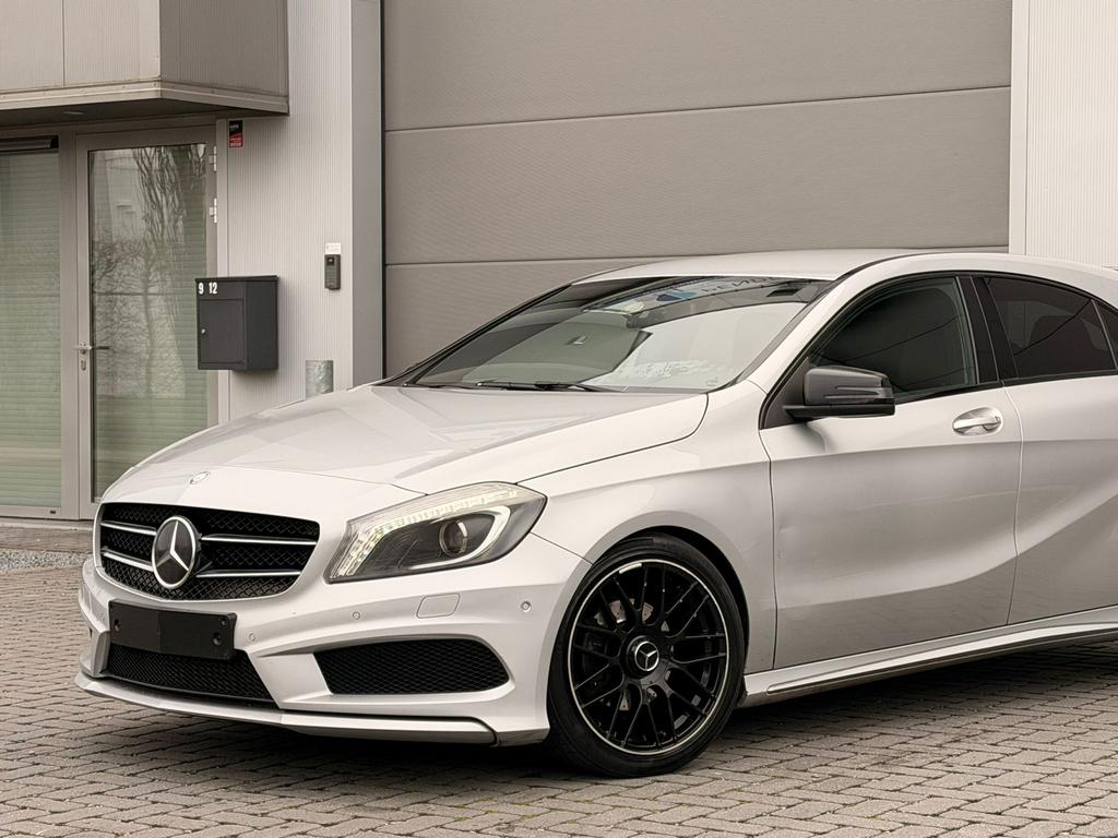 MERCEDES A180 2013 BENZINE 1.6 307.000KM EURO5, Auto's, Mercedes-Benz, Euro 5, Bedrijf, Handgeschakeld, 5 deurs