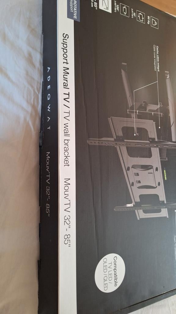 Support mural tv rotatif noirL'état est neufJe, Enlèvement ou Envoi