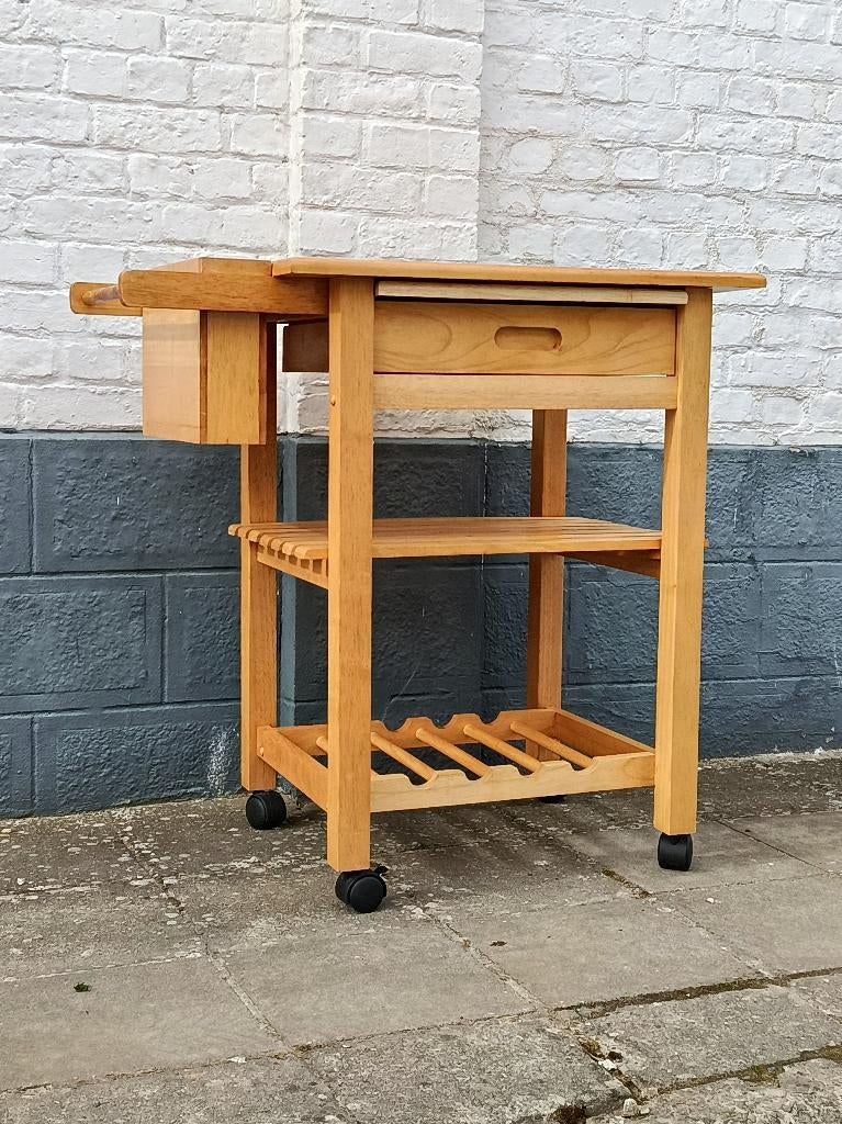 Desserte en pin massif, Maison & Meubles, Tables | Dessertes, Enlèvement, Utilisé, Rectangulaire, Pin