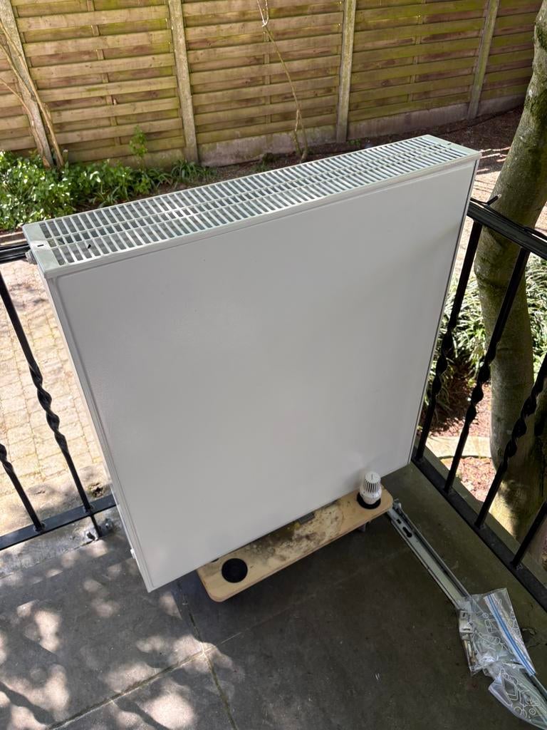 Buderus radiator, Bricolage & Construction, Chauffage & Radiateurs, Enlèvement, Comme neuf, Radiateur