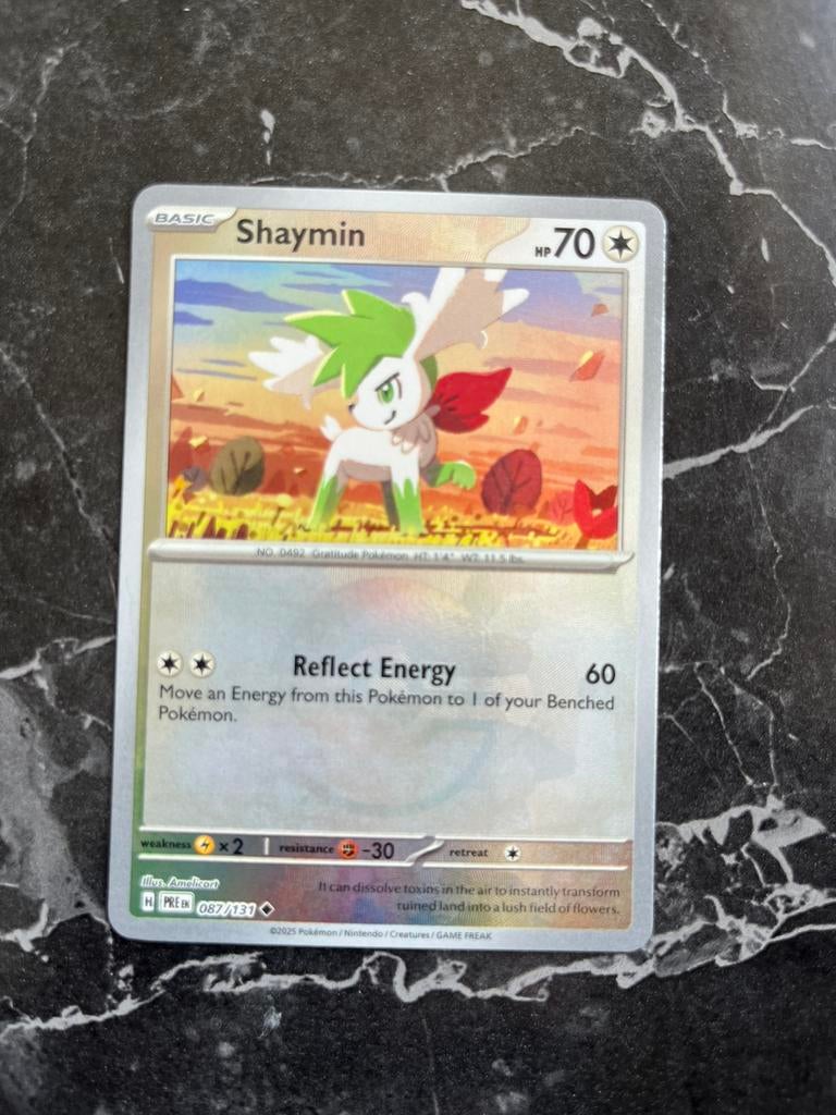 Shaymin 087/131 Prismatic Evolutions Pokeball, Enlèvement ou Envoi, Comme neuf