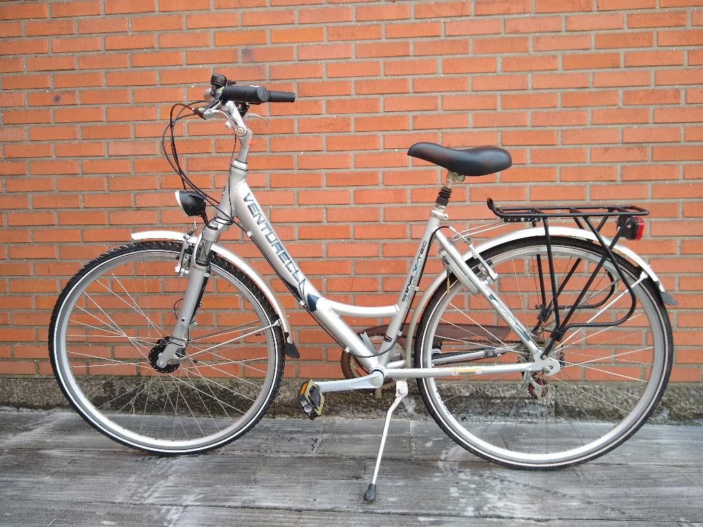 Dames-/Meisjesfiets Venturelli + fietscomputer + slot, Fietsen en Brommers, Ophalen, Zo goed als nieuw, Overige merken, Versnellingen