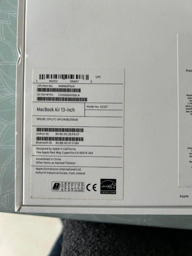 Mac Book Air 13'' met hoes, Computers en Software, 256 GB, 8 GB, 13 inch, Ophalen of Verzenden