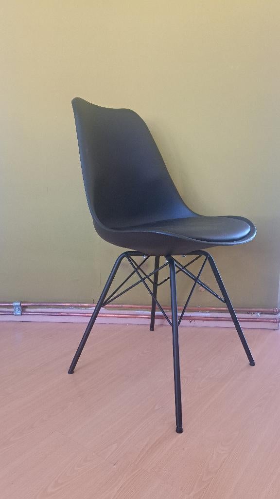 Eetkamerstoelen - kuipstoelen, Métal, Comme neuf, Enlèvement, Quatre