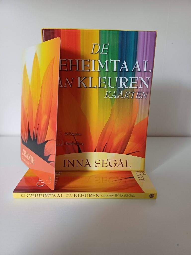 De geheime taal van kleurenkaarten, Boeken, Esoterie en Spiritualiteit, Ophalen of Verzenden, Zo goed als nieuw, Inna Sigal, Overige typen