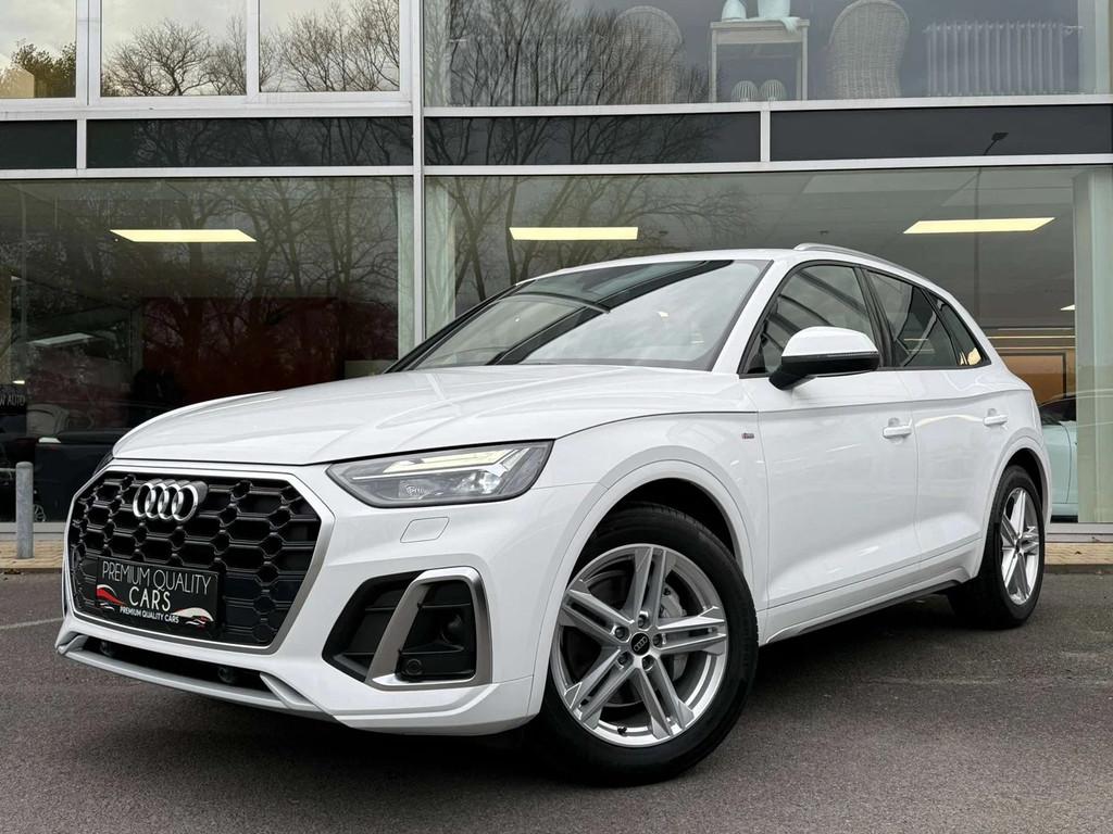 Audi Q5 S-LINE / ZETELVERWARMING / CAMERA / CARPLAY /, Automaat, Gebruikt, Zwart, 4 cilinders
