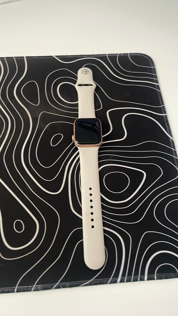 Apple watch SE, Enlèvement ou Envoi, Comme neuf