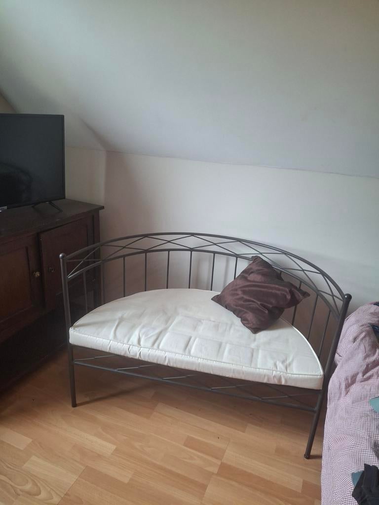 Banc en fer forgé, Huis en Inrichting, Slaapkamer | Complete slaapkamers, Ophalen