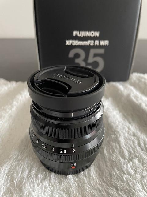 Fuji XF 35 mm 2.0 R/WR super EBC - Ø  43 mm met zonnekap, TV, Hi-fi & Vidéo, Photo | Lentilles & Objectifs, Enlèvement ou Envoi