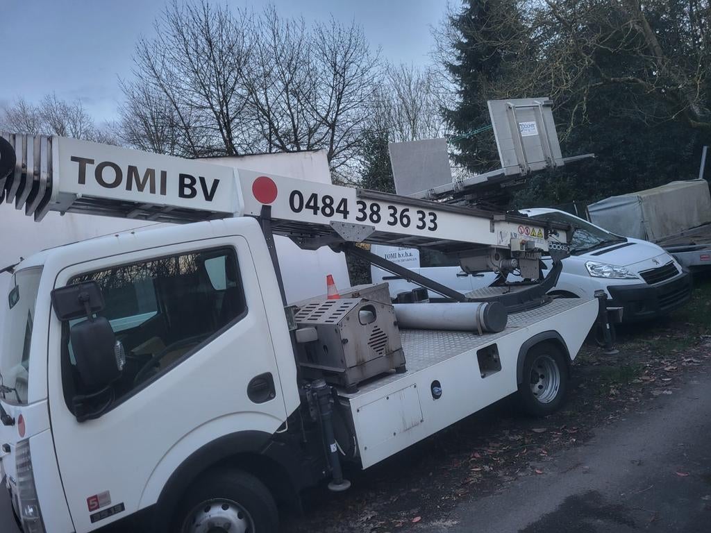 Verhuislift-laderlift te huur, Doe-het-zelf en Bouw, Ophalen