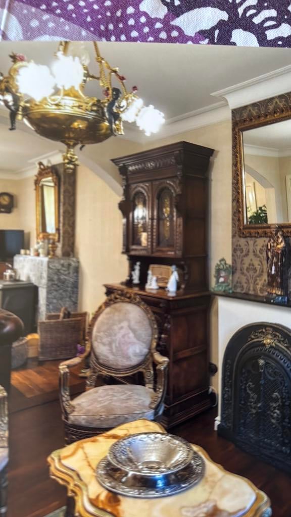 Antieke kast, Enlèvement