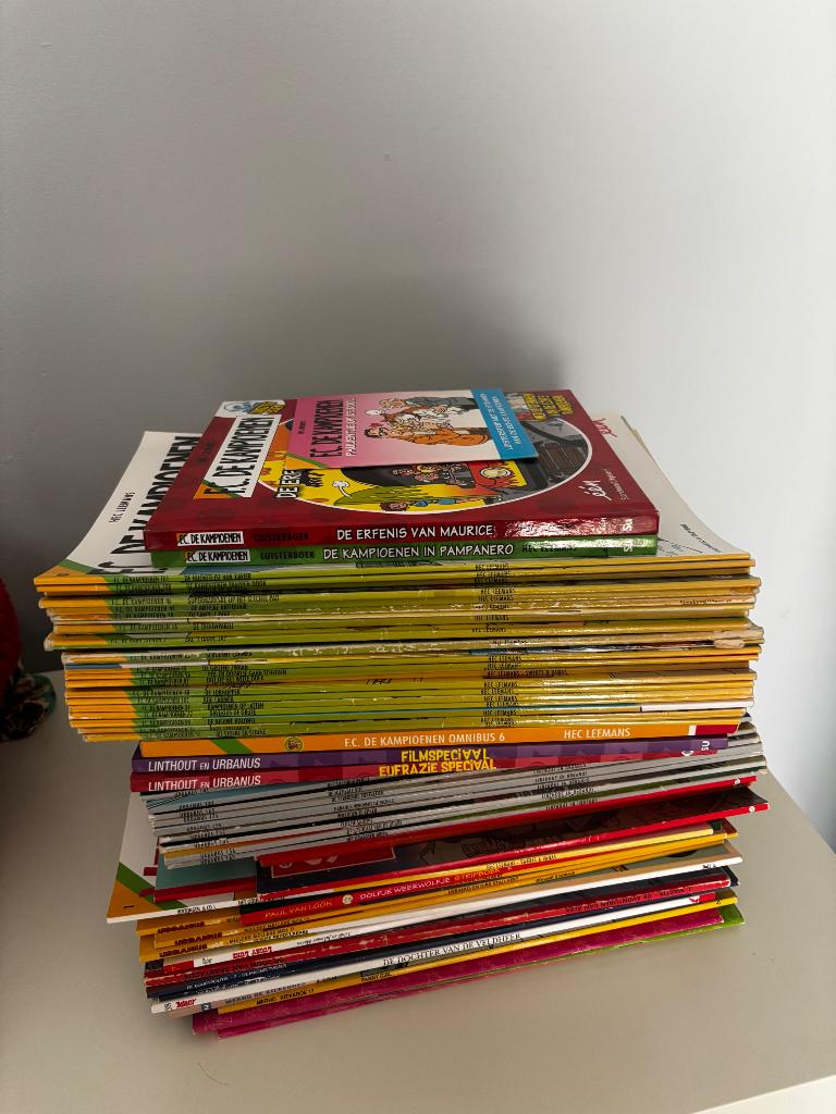 Diverse strips, Boeken, Meerdere stripboeken, Ophalen of Verzenden, Zo goed als nieuw, Diverse Auteurs