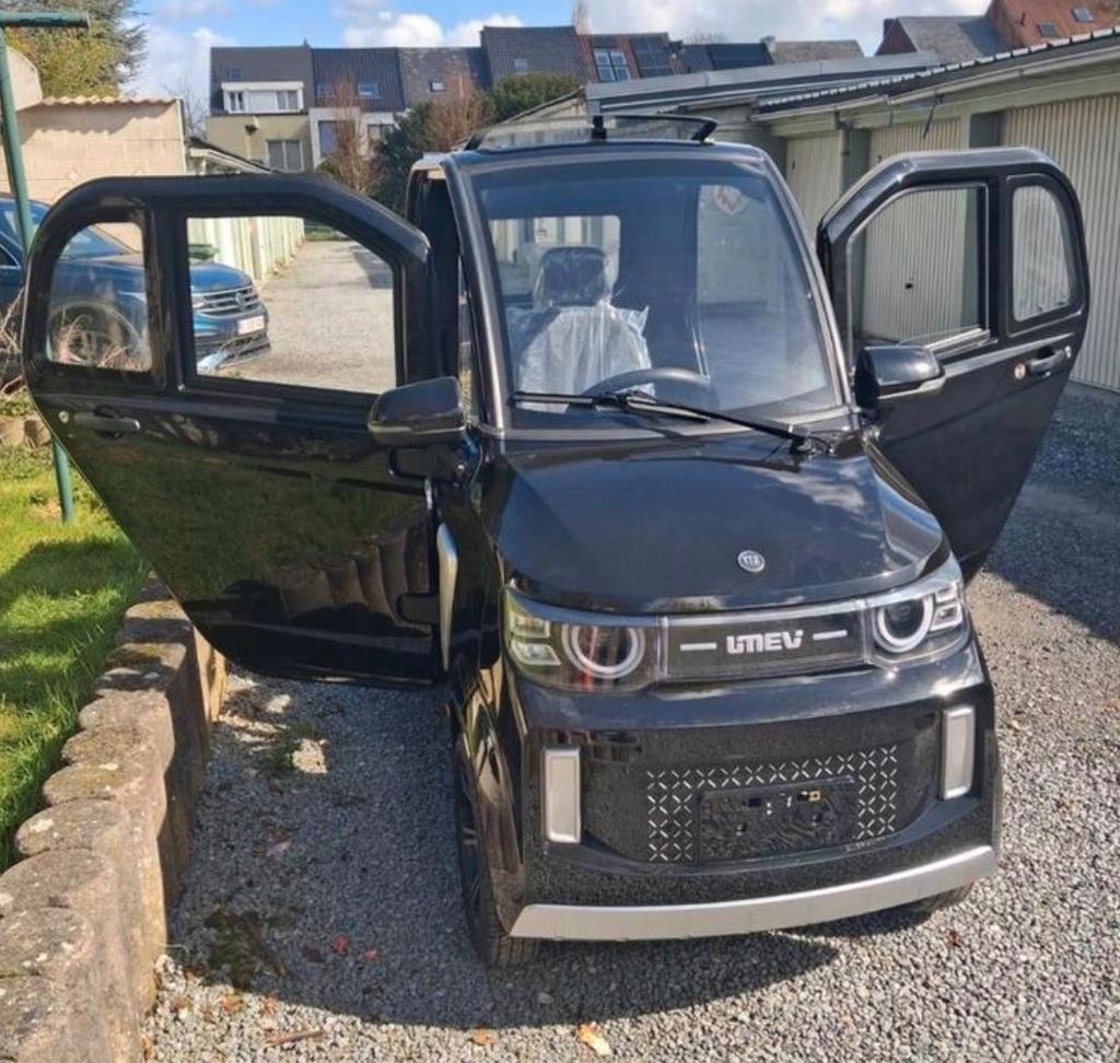 Volledig nieuwe elektrische brommobiel TTZ invalide wagen, Diversen, Brommobielen en Scootmobielen, Ophalen of Verzenden, Zo goed als nieuw