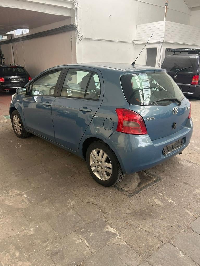 Toyota Yaris 1.0 benzine 2007met 175000km, Auto's, Toyota, Particulier, 1000 cc, Yaris, 51 kW