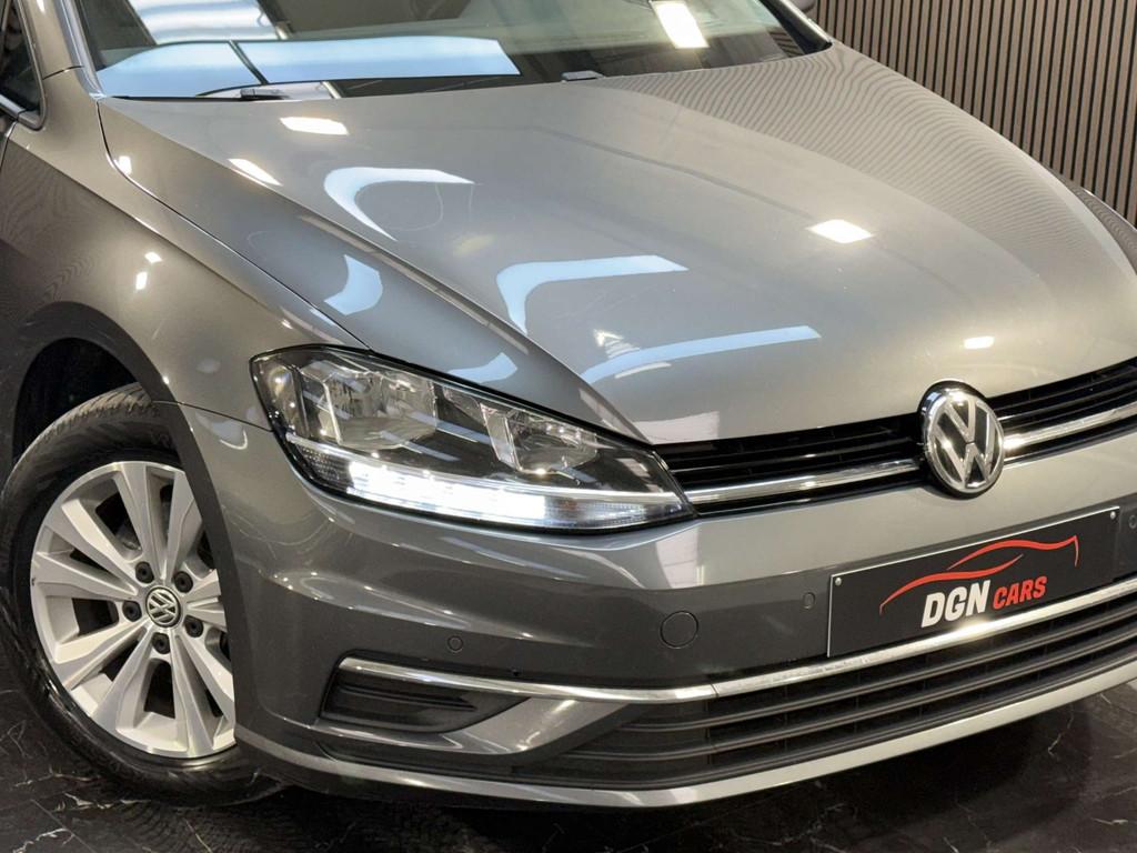 Volkswagen Golf Golf 1.6 SCR TDi Highline (EU6.2), Argent ou Gris, Achat, Euro 6, Entreprise