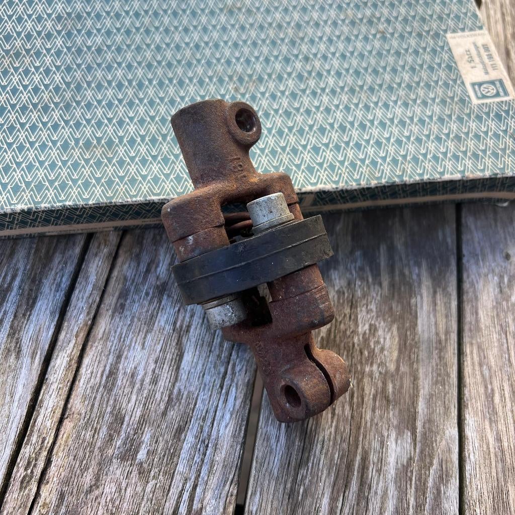 VW 411 412 stuurkoppeling type 4, Auto diversen, Auto-accessoires, Gebruikt, Ophalen of Verzenden