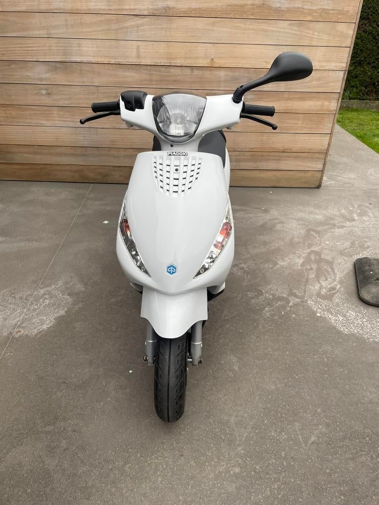 Piaggio zip B klasse 4T 2v, Vélos & Vélomoteurs, Scooters | Piaggio, Enlèvement, Comme neuf, Zip