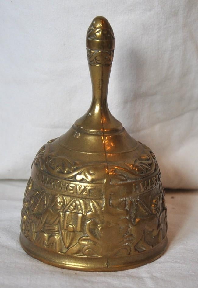 cloche de table en bronze avec prénoms évangéliste en latin, Ophalen of Verzenden, Brons