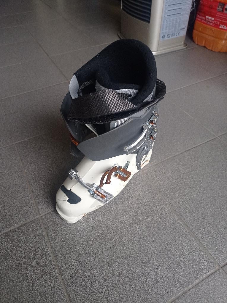 Skibotten, Sport en Fitness, Skiën en Langlaufen, Ophalen, Zo goed als nieuw, Ski, Schoenen