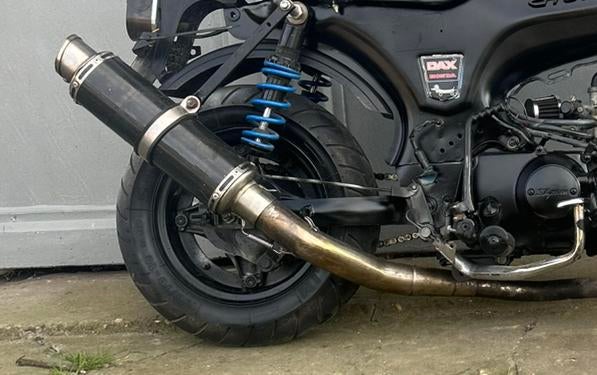 Dax uitlaat carbon te ruil, Fietsen en Brommers, Ophalen, Zo goed als nieuw