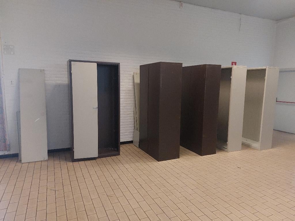 17 archiefkasten moeten weg, Ophalen, Gebruikt