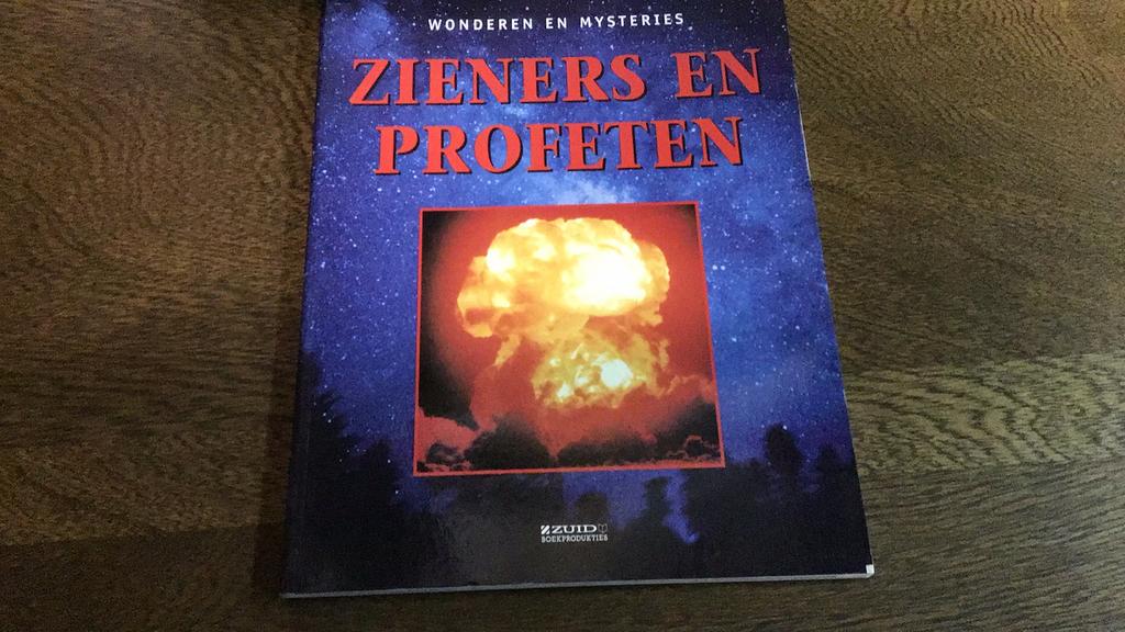 Zieners en profeten(<), Livres, Ésotérisme & Spiritualité, Enlèvement ou Envoi, Astrologie, Comme neuf, Manuel d'instruction